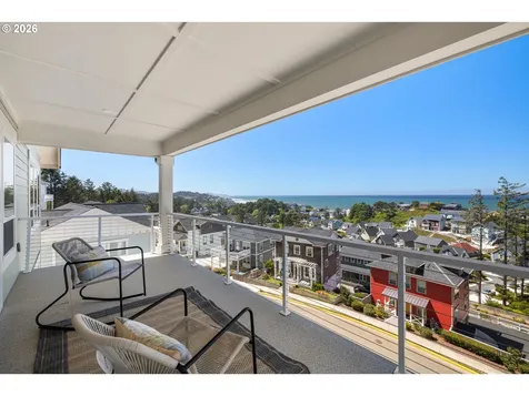 2528 SW Coral Avenue Lincoln City OR 97367