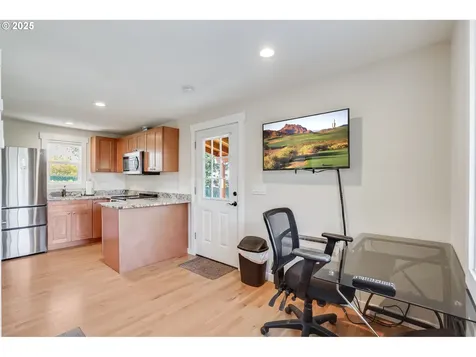 3300 NE 138th Place Portland OR 97230