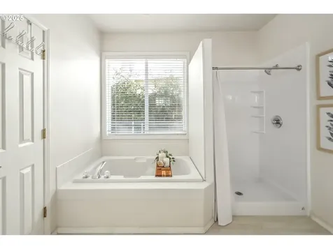 4983 Bilford Lane Lake Oswego OR 97035