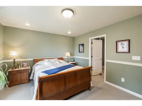 314 Oak Street Woodburn OR 97071