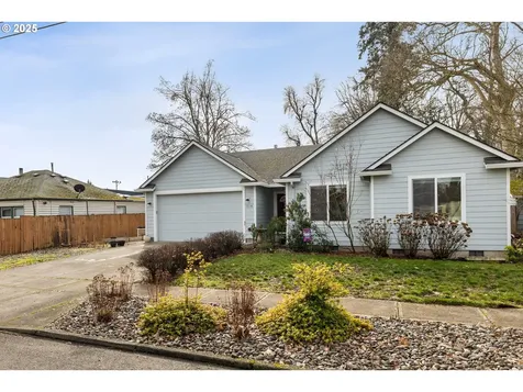 314 Oak Street Woodburn OR 97071
