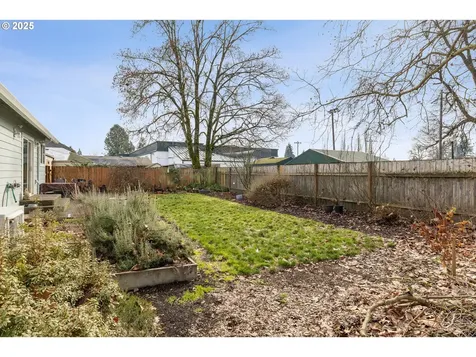 314 Oak Street Woodburn OR 97071