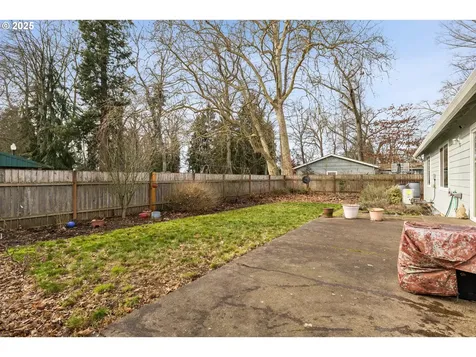 314 Oak Street Woodburn OR 97071