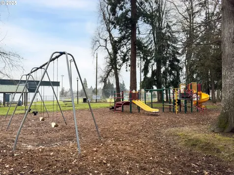 314 Oak Street Woodburn OR 97071