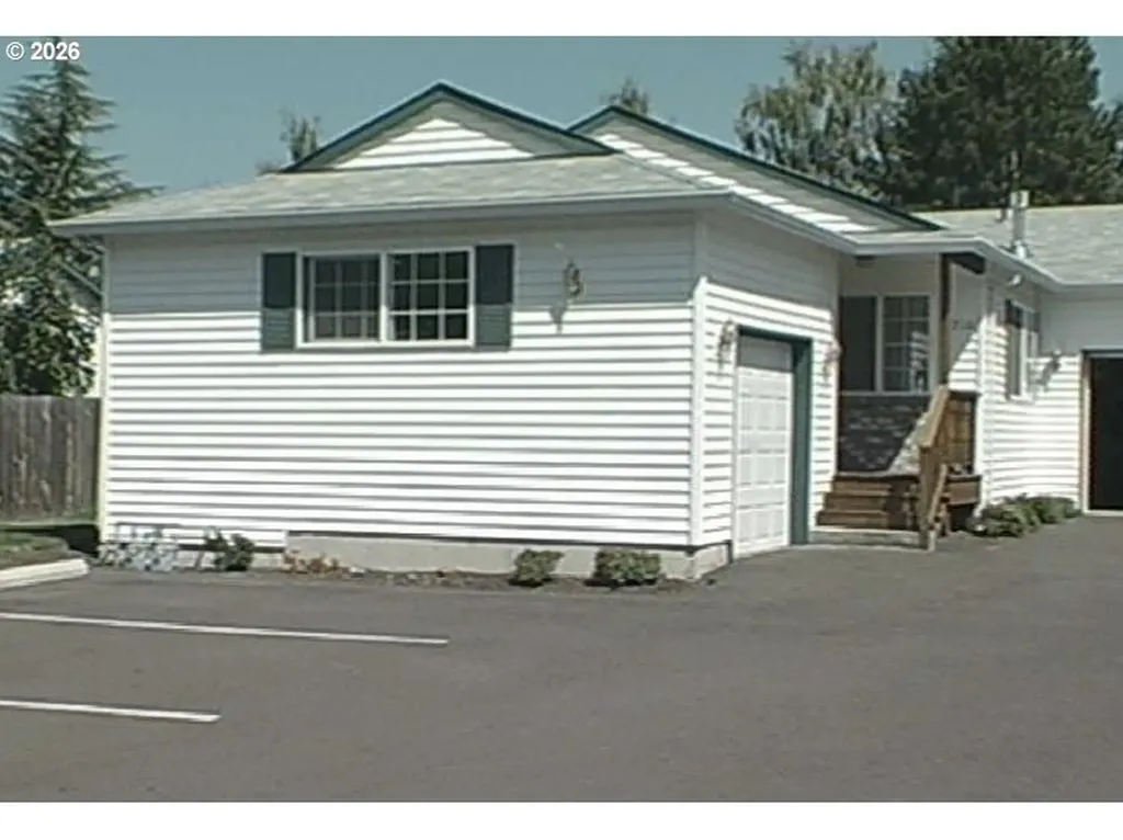13710 SE Linden Lane Milwaukie OR 97222