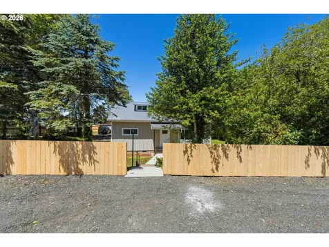 950 Exchange Street North Bend OR 97459
