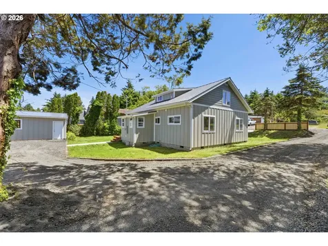 950 Exchange Street North Bend OR 97459