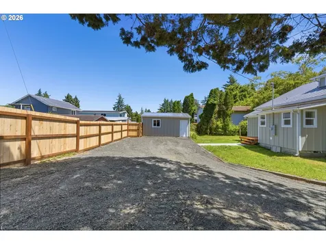 950 Exchange Street North Bend OR 97459