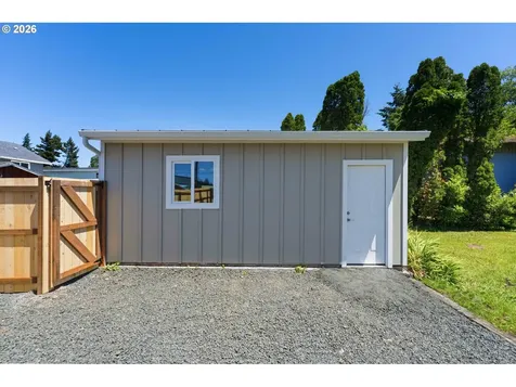 950 Exchange Street North Bend OR 97459