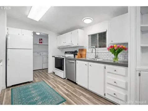 18485 SW Pacific Drive Tualatin OR 97062