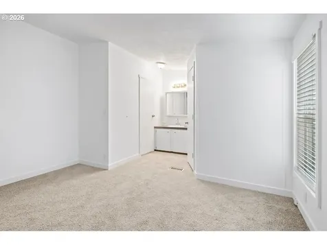 18485 SW Pacific Drive Tualatin OR 97062