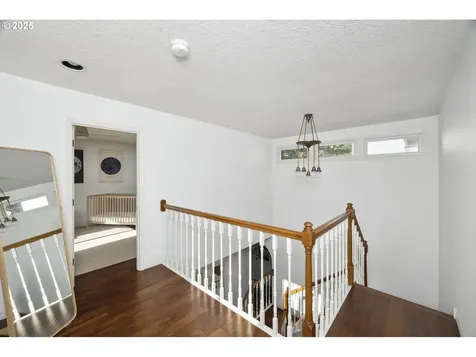 8533 SW 37th Avenue Portland OR 97219