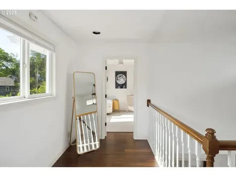 8533 SW 37th Avenue Portland OR 97219