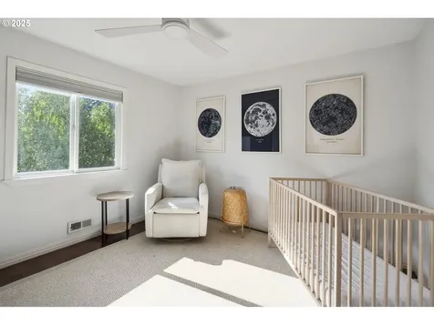 8533 SW 37th Avenue Portland OR 97219