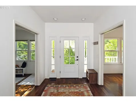 8533 SW 37th Avenue Portland OR 97219