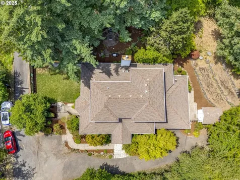 8533 SW 37th Avenue Portland OR 97219