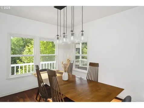 8533 SW 37th Avenue Portland OR 97219