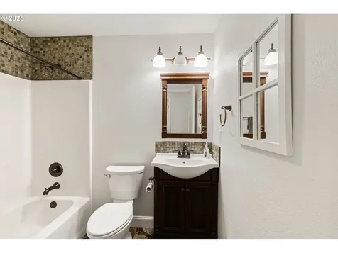 1814 SE 175th Avenue Vancouver WA 98683