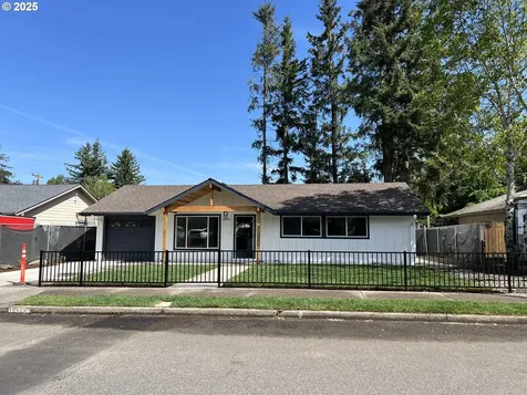 16909 SE Lafayette Street Portland OR 97236