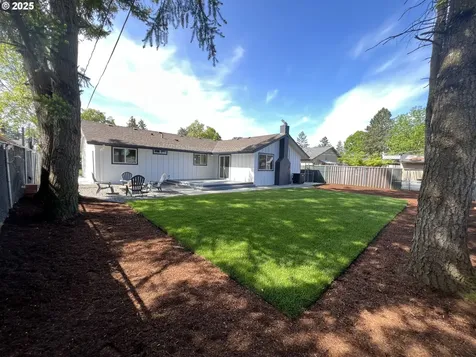 16909 SE Lafayette Street Portland OR 97236