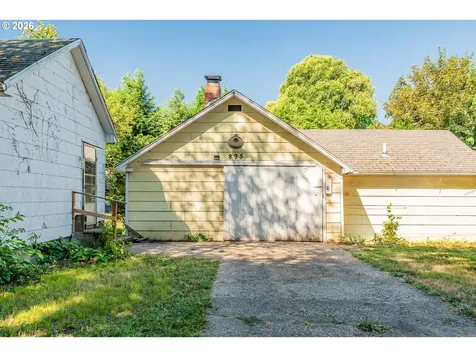 895 Elma Avenue SE Salem OR 97317