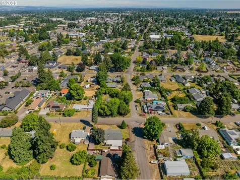 895 Elma Avenue SE Salem OR 97317