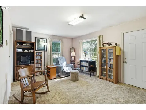 895 Elma Avenue SE Salem OR 97317