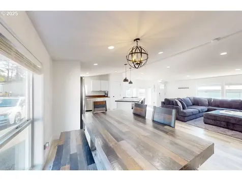 1058 NE Smith Street Rockaway Beach OR 97136