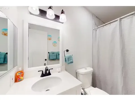 1058 NE Smith Street Rockaway Beach OR 97136