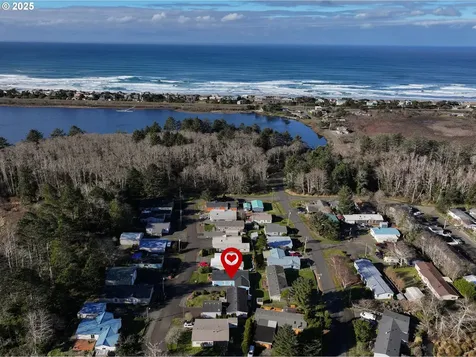 1058 NE Smith Street Rockaway Beach OR 97136
