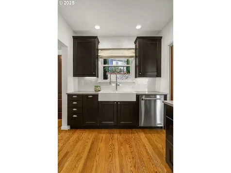 2320 NE Gile Terrace Portland OR 97212
