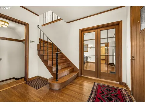 2320 NE Gile Terrace Portland OR 97212