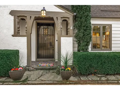 2320 NE Gile Terrace Portland OR 97212