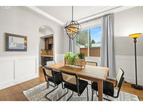 7471 SW Bellrose Lane Portland OR 97223