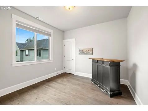 7471 SW Bellrose Lane Portland OR 97223