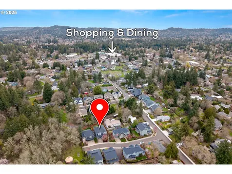 7471 SW Bellrose Lane Portland OR 97223