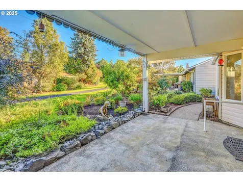 2406 NE 151st Avenue Portland OR 97230