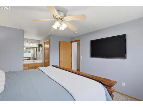 111 Mission Road Kelso WA 98626