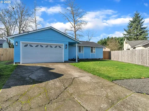 550 N 6th Place Harrisburg OR 97446