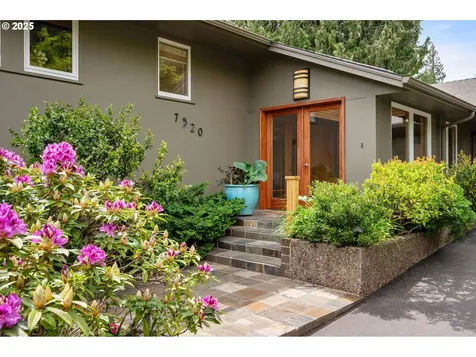 7320 SW Northvale Way Portland OR 97225