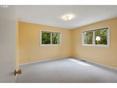 7320 SW Northvale Way Portland OR 97225