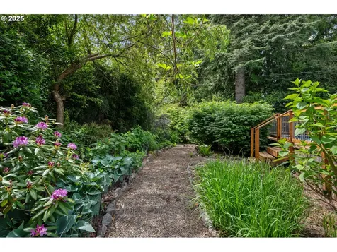 7320 SW Northvale Way Portland OR 97225