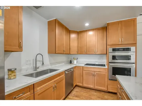 11525 SE Flavel Street Portland OR 97266
