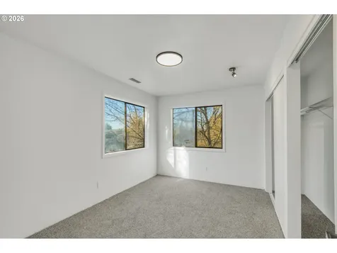 11525 SE Flavel Street Portland OR 97266