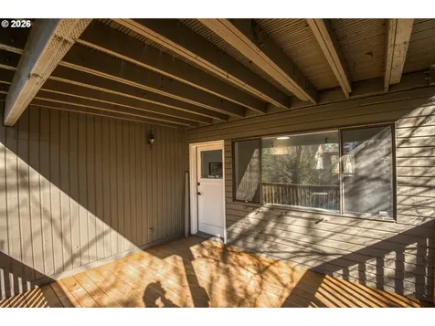11525 SE Flavel Street Portland OR 97266