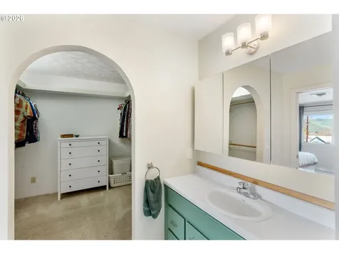 217 W 8th Street The Dalles OR 97058