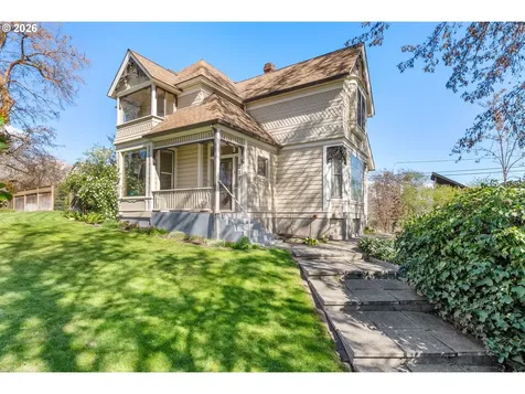 217 W 8th Street The Dalles OR 97058