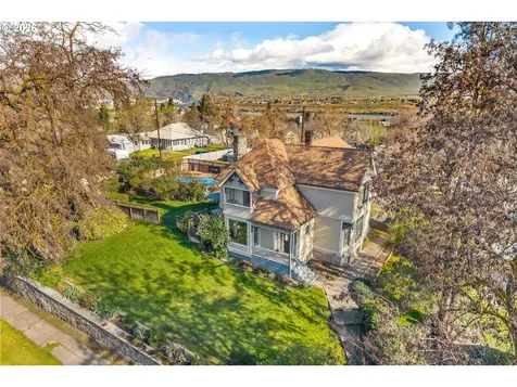 217 W 8th Street The Dalles OR 97058