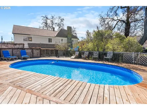 217 W 8th Street The Dalles OR 97058