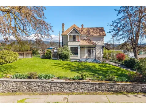 217 W 8th Street The Dalles OR 97058